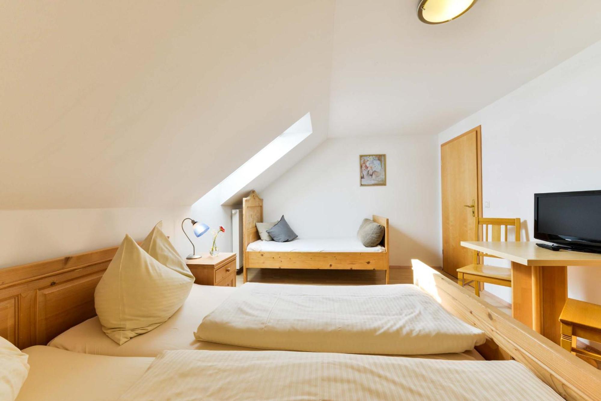 ลันด์โฮเทล อุน กาสท์โฮฟ เคียร์ชแบร์เกอร์ Hotel Wildsteig ห้อง รูปภาพ